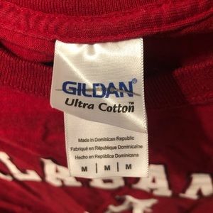 Gildan Tops - University of Alabama T-shirt Gildan Tops - University of Alabama T-shirt